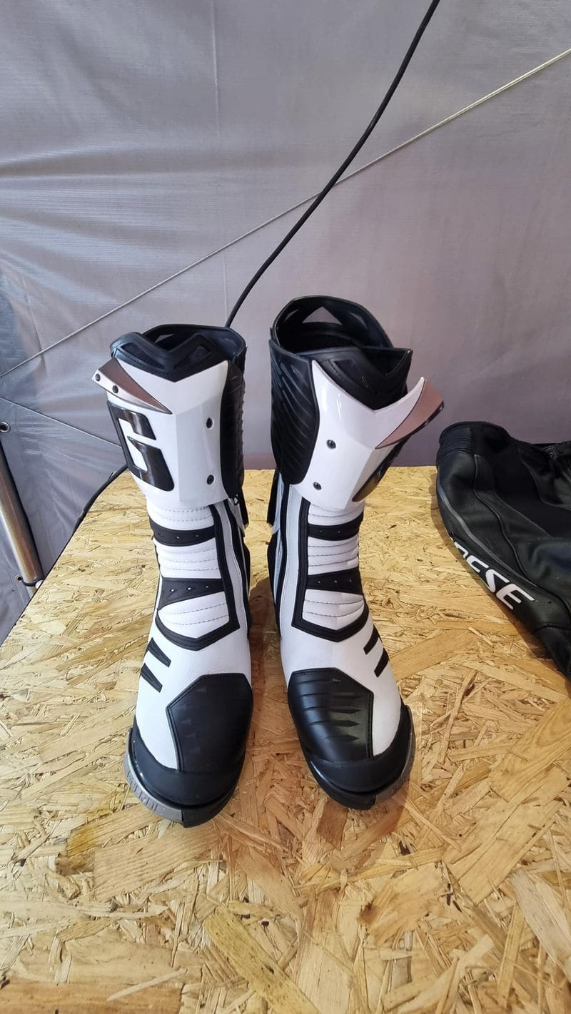 Kožené motocyklové čižmy – po čistení